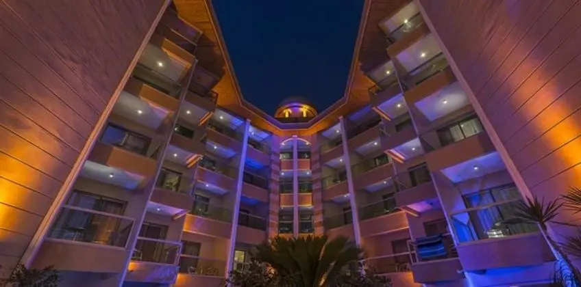 Taç Premier Hotel & Spa