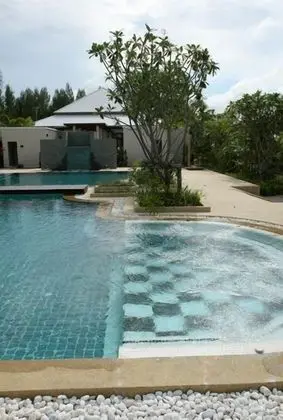 Tachawan Resort & Restaurant - Havuz