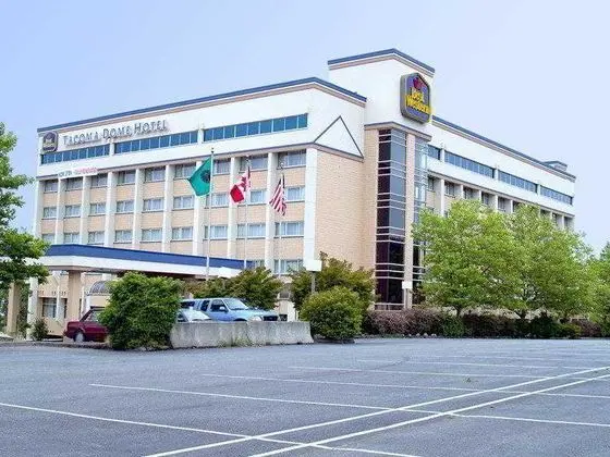 Tacoma Dome Hotel