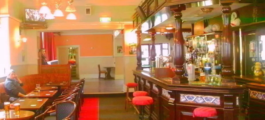 Tadross Hotel