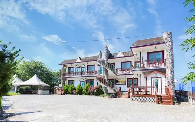 Taean Kkotjibada Sketch Pension