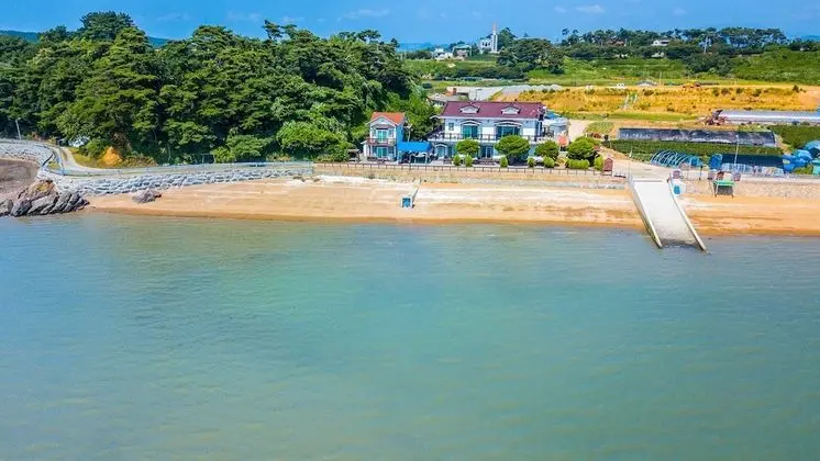 Taean Morwenna Pension