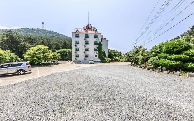 Taean New World