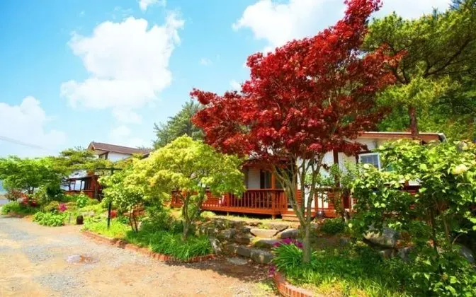 Taean Seogyanguichueok Pension