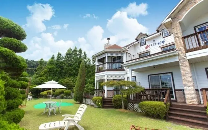 Taean Sun-lit Ocean Pension