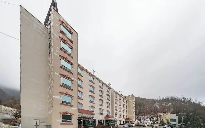 Taebaek Tourist Hotel
