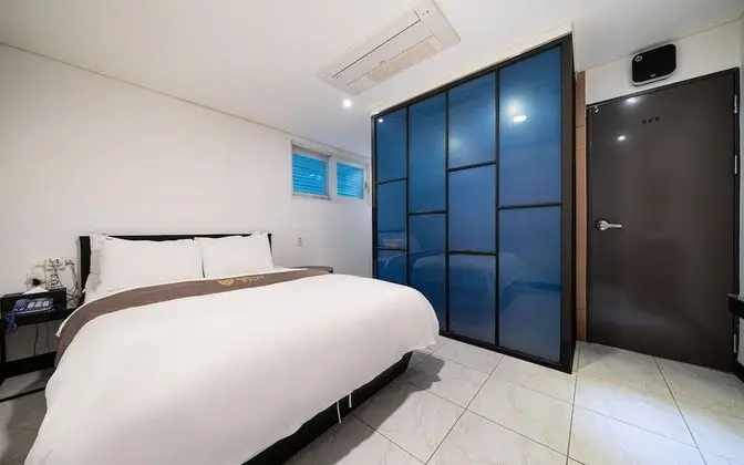 Taereung Leblanc Hotel - Oda