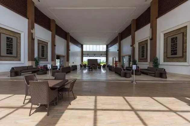 Tagaytay Condotel - Lobi