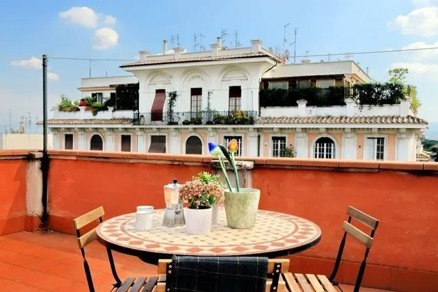 Tagliamento Apartment with two Terraces - Yerinde Yemek