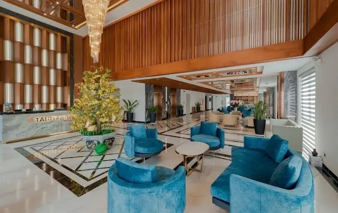 The Tahiti Beach Hotel