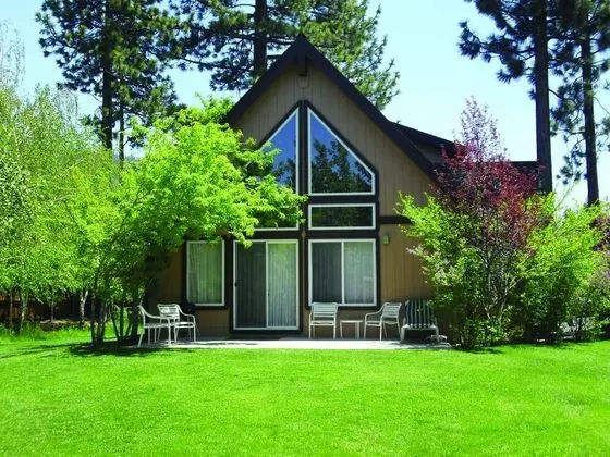 Tahoe Beach & Ski Club