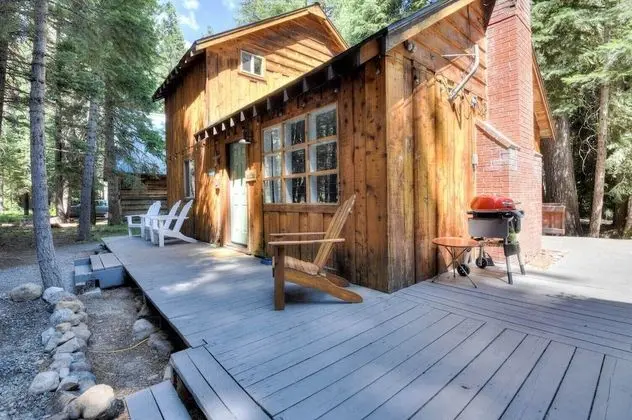Tahoe Pines Cabin