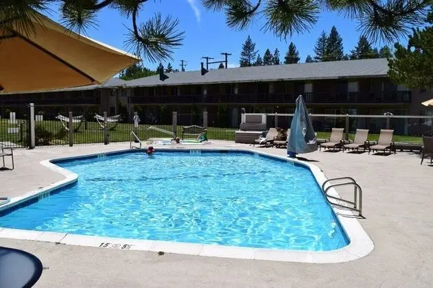 Tahoe Sands Resort - Havuz