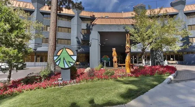 Tahoe Seasons Resort, a VRI resort