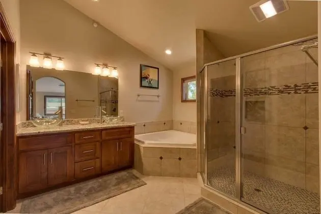 Tahoe Woods Penthouse - Banyo Tipleri