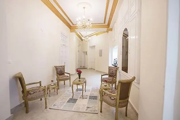 Tahrir Plaza Suites - İç Mekan