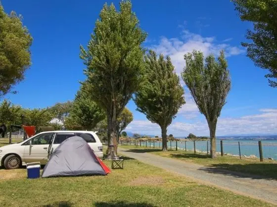 Tahuna Beach Holiday Park & Motel - Dış Mekan