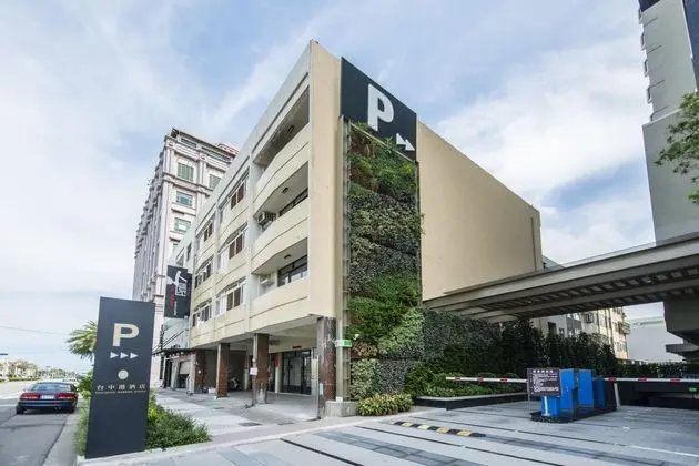 TAICHUNG HARBOR HOTEL