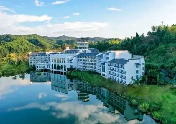 Taining Minjiang Hotel