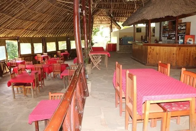 Taita Rocks Hotel - Yerinde Yemek