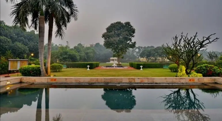 Taj Nadesar Palace - Havuz