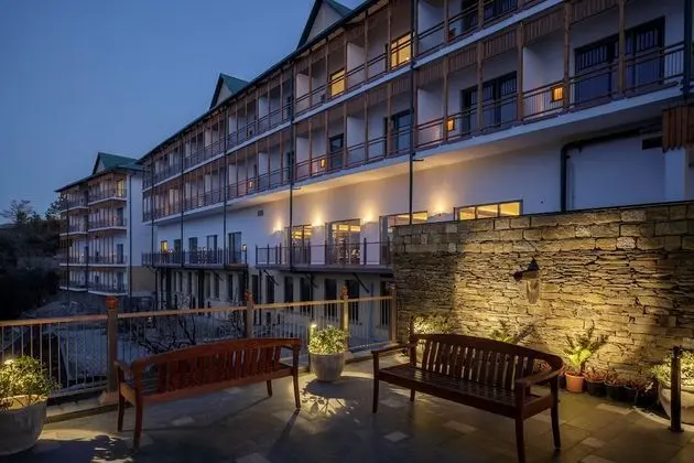 Taj Theog Resort & Spa, Shimla - Dış Mekan