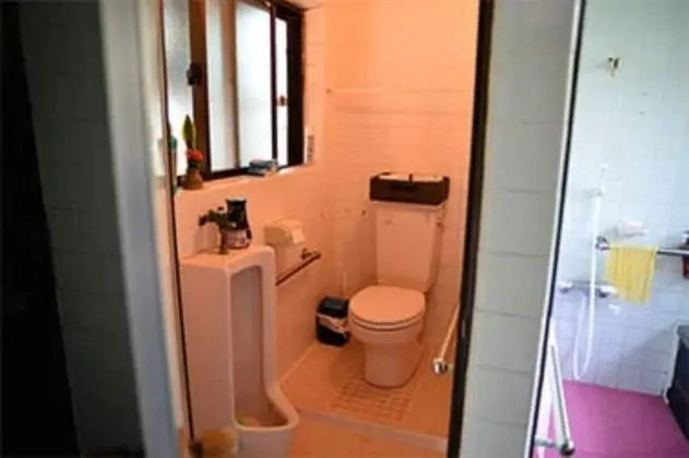 Takaesu san's Home - Banyo Tipleri