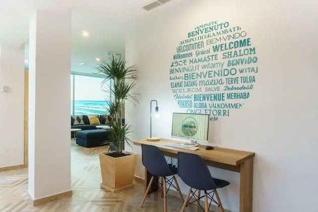 TAKE Hostel Conil - Lobi