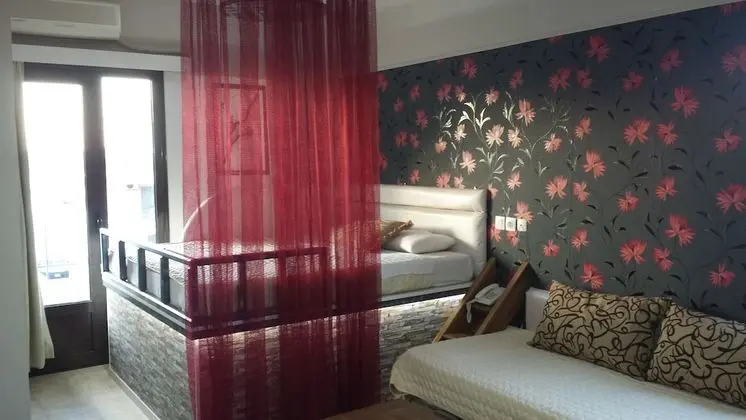 Takis Hotel