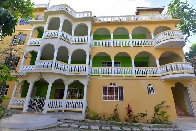Takuma Boutique Hotel Rooms & Suites Jamaica - Dış Mekan