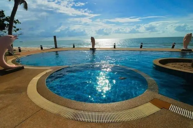 Talkoo Beach Resort Khanom - Havuz