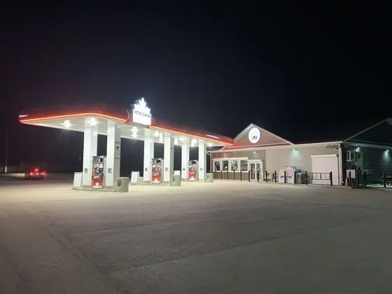 TaLLboys Grill & Pub Motel - 1