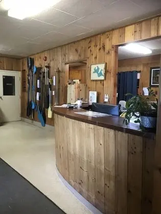 Tally-Ho Inn - Lobi