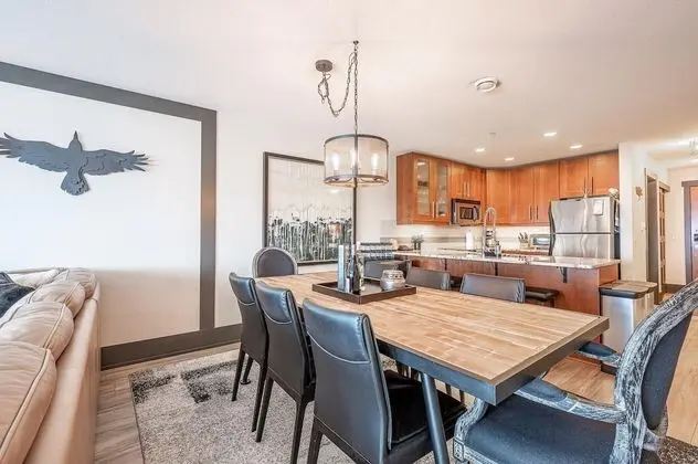 Talons Reach - Luxury 3 Bdrm W/hot Tub & Mtn View - Mutfak