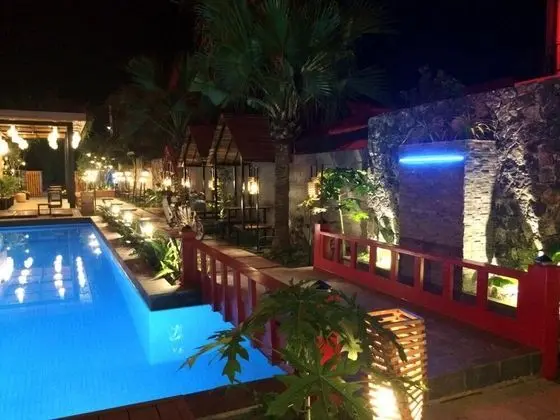 Tam Coc Mountain View Homestay - Havuz