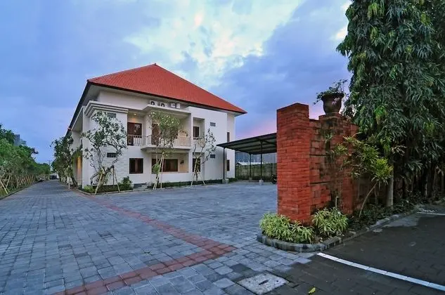 Taman Ayu Townhouse - Dış Mekan