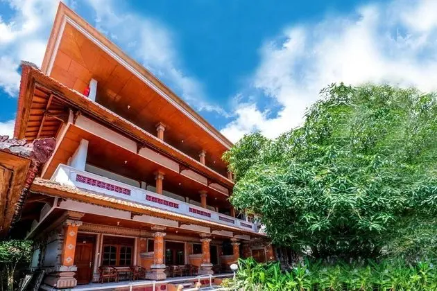 Taman Mekar Beach Inn 2