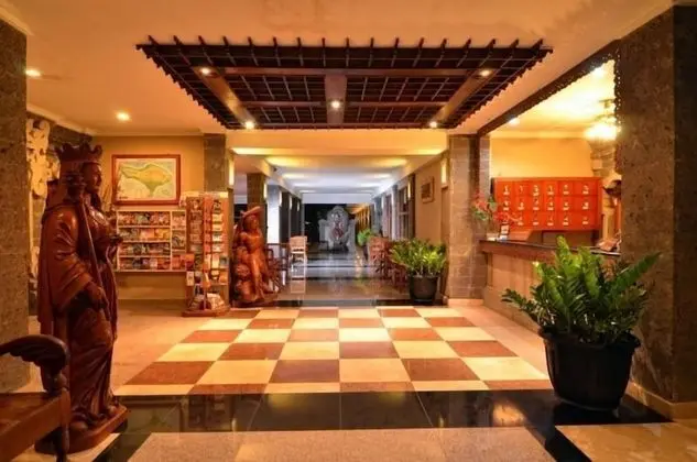 Taman Rosani Hotel - Lobi