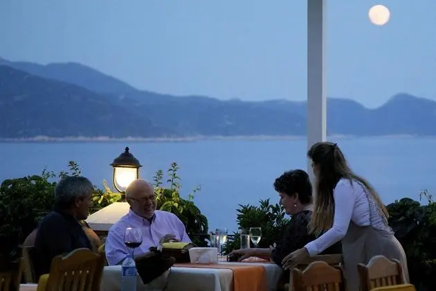 Villa Tamara Hotel - 3