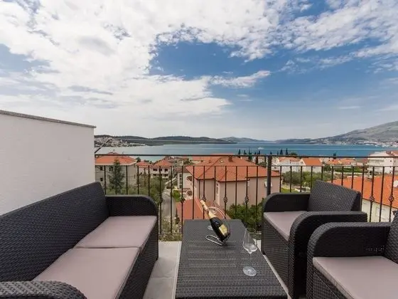 Tamara - Great View - A1