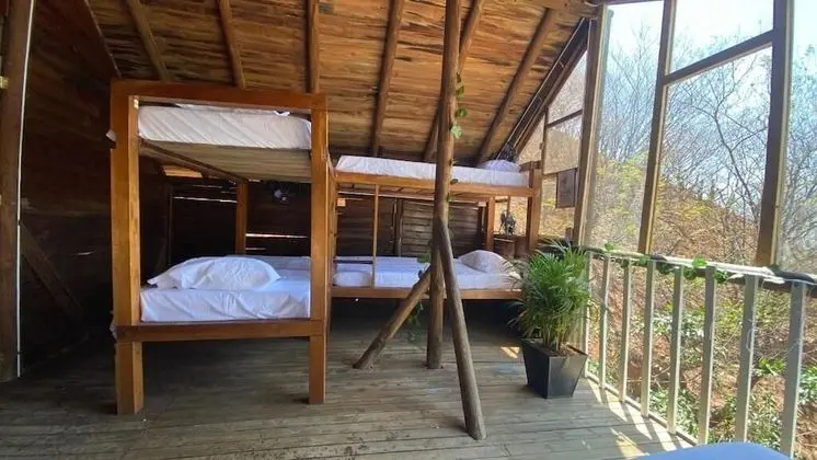 TAMARINDO BEACH HOSTEL - Oda