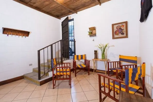 Tamarindo Guest House - Lobi