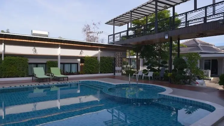 The Tamnan Pattaya Hotel & Resort - Havuz