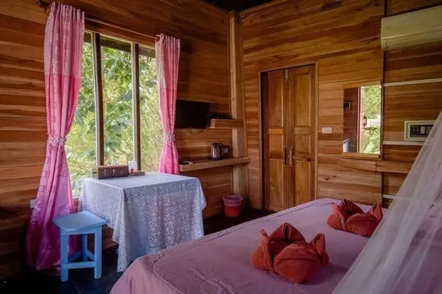 Tamsabai Resort Chumphon - Oda