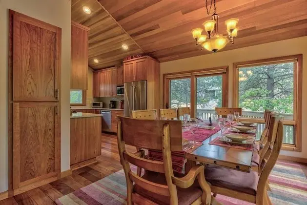 Tan Oak Lane 37