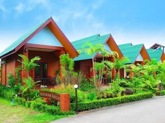 Tanamas House