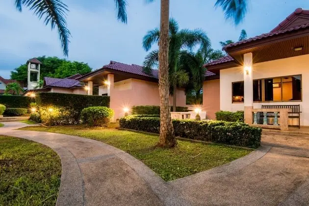 Tananza Resort and Homestay Phuket - Dış Mekan