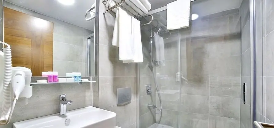 The Tango Hotel Taksim - Banyo Tipleri