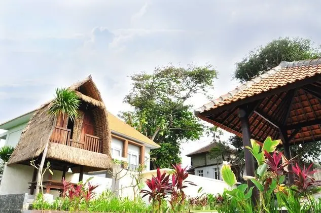Villa Tangtu Beach Inn - Dış Mekan