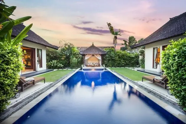 Villa Tania